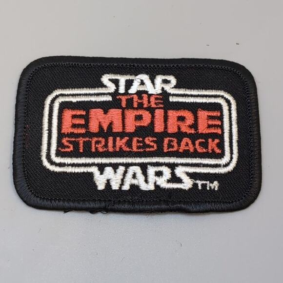 Vintage 1980 Star Wars Fan Club The Empire Strikes Back Embroidered Cloth Patch - Picture 1 of 3